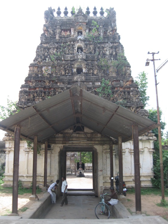 Thiruthuruthi Gopuram